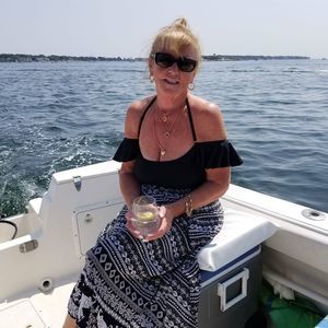 Meet your Posher, Beverly